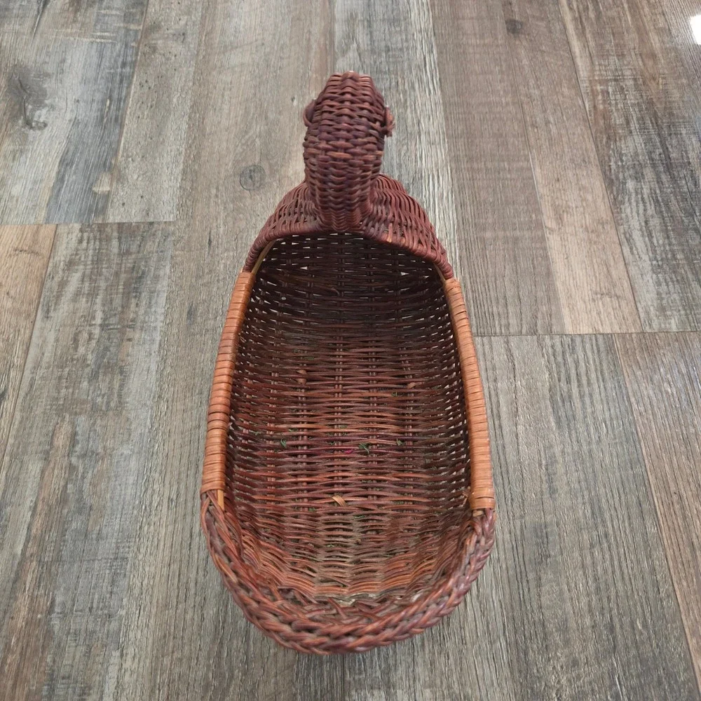 Wicker Duck Basket Wooden Beak Brown Woven Farmhouse Rustic Boho Primitive